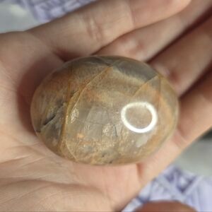 Flashy Peach Moonstone Palmstone